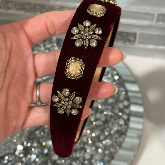 Burgundy velvet jeweled headband new - Picture 4 of 7